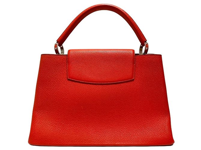 Borsa Louis Vuitton Capucines MM - vista 2