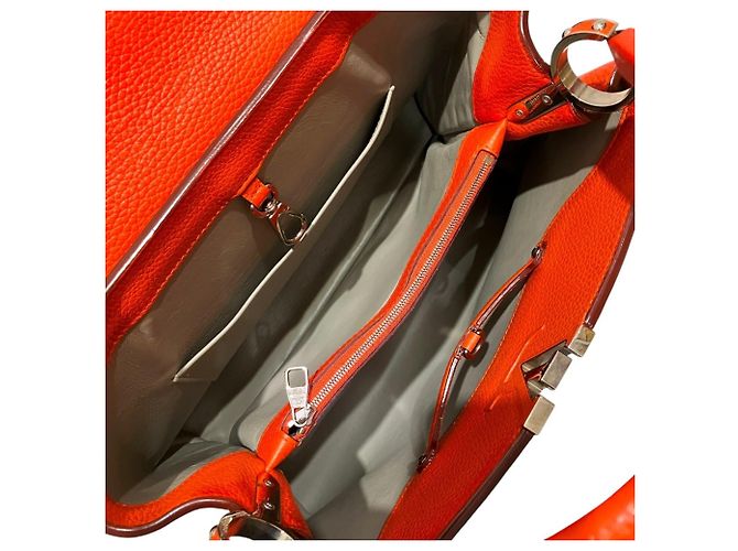 Borsa Louis Vuitton Capucines MM - vista 6