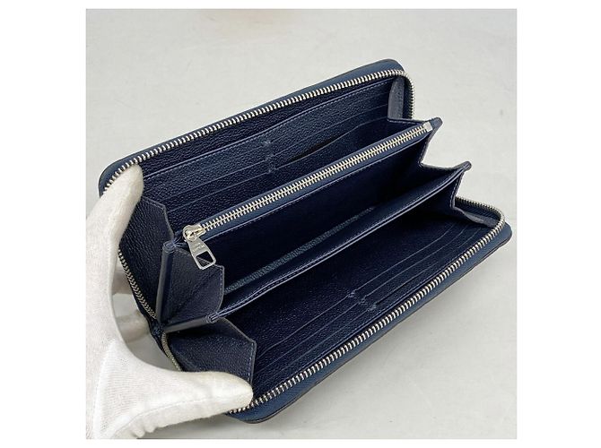 Louis Vuitton Monogram Empreinte Flower Stud Zippy Wallet Blau - Ansicht 3
