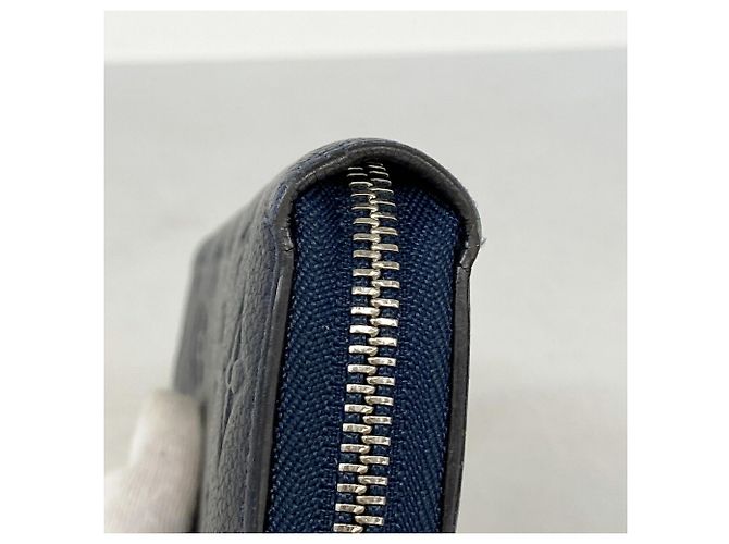 Louis Vuitton Monogram Empreinte Flower Stud Zippy Wallet Blau - Ansicht 5