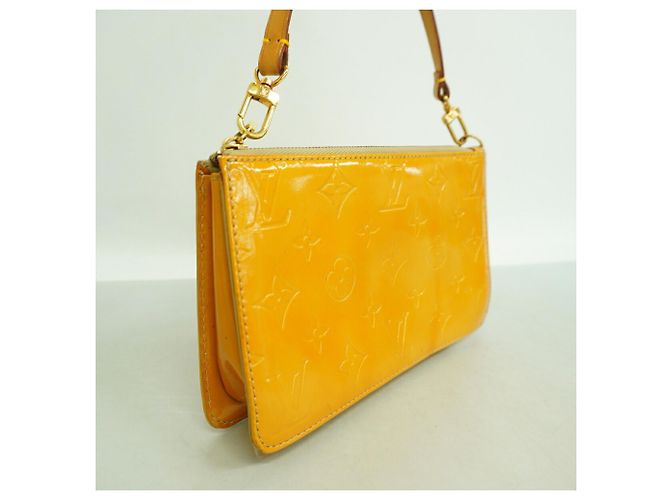Pochette Louis Vuitton Vernis Lexington Beige - vista 2