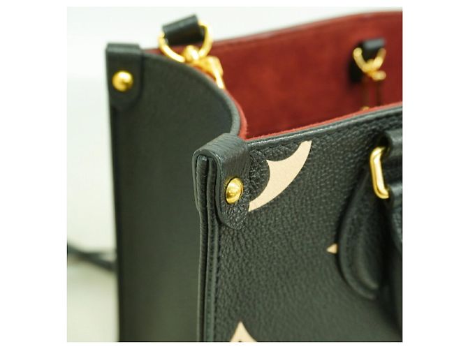 Borsa Louis Vuitton Monogram Empreinte Bicolor OnTheGo PM Nero Beige - vista 7