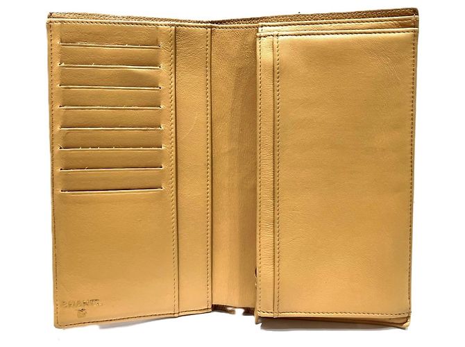 Chanel Bi-Fold Wallet aus genarbtem Kalbsleder Beige - Ansicht 3