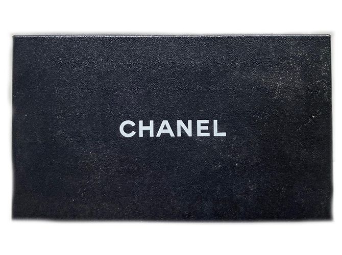 Chanel Bi-Fold Wallet aus genarbtem Kalbsleder Beige - Ansicht 5