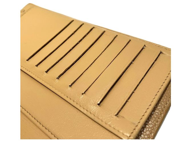 Chanel Bi-Fold Wallet aus genarbtem Kalbsleder Beige - Ansicht 7