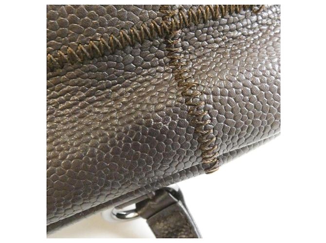 Borsa a tracolla Chanel 26135 in pelle di vitello granulata marrone - vista 4