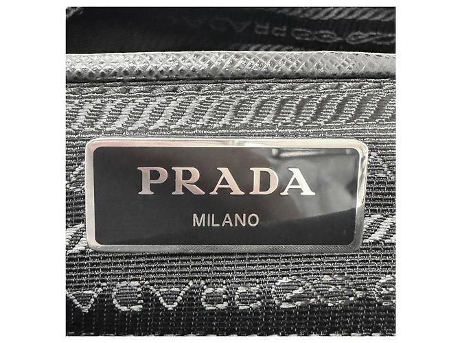 Borsa a tracolla Prada in pelle e Re-Nylon con logo triangolare Nero - vista 13
