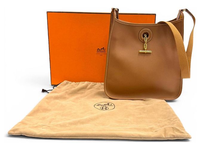 Hermès Borsa a tracolla HERMES Vespa PM Gold in pelle Courchevel D'oro - vista 2