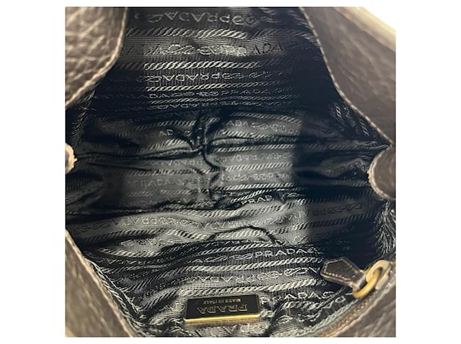 Tote Borsa a spalla PRADA con placca logo Triangle Marrone Nero - vista 9