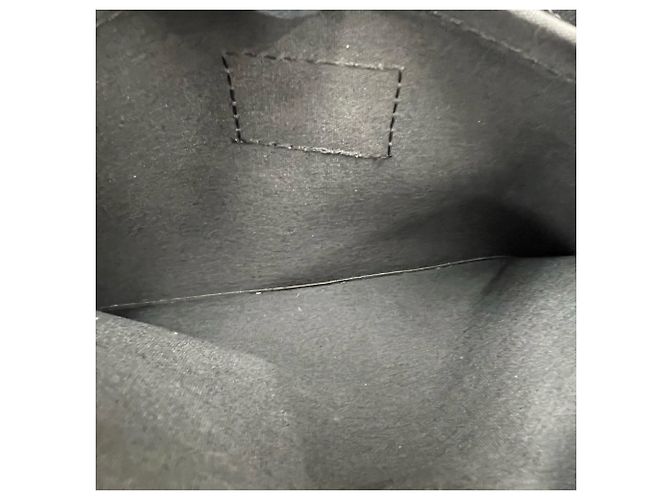 Borsa Tote Louis Vuitton Segur MM in pelle Epi Nero - vista 10