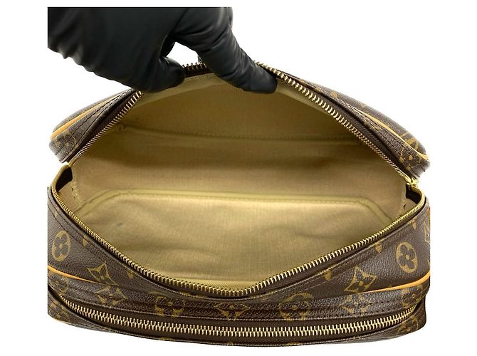 Borsa a tracolla Louis Vuitton Reporter PM Monogram Logo Pattern in pelle Marrone - vista 9