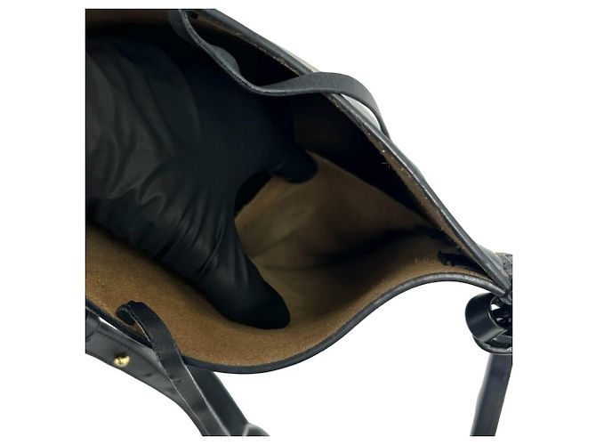 Borsa a tracolla in pelle Loewe Gate Bucket Anagram Nero - vista 10