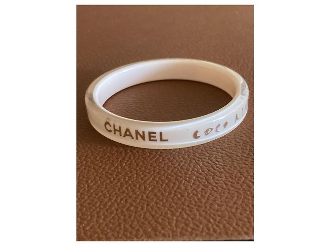 Bracciale a cerchio Chanel Mademoiselle Coco Crema - vista 3