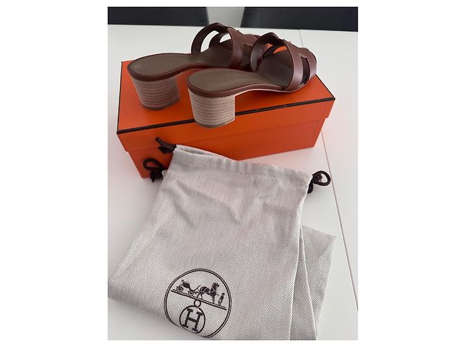 Oran Hermès Sandali Oasis Tacco Squadrato Pelle Marrone - vista 3