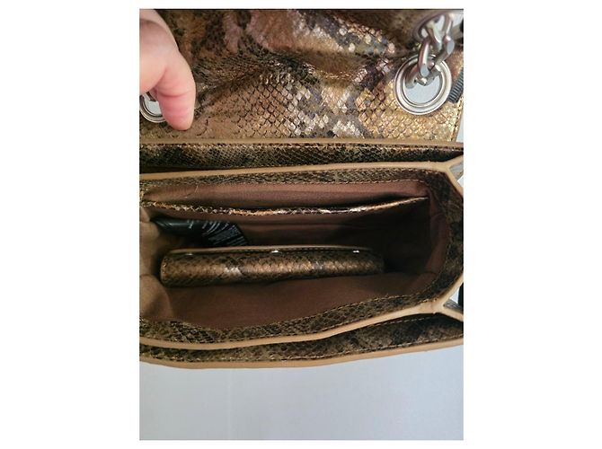 Ikks Schultertasche aus Leder in goldener Python-Optik Braun Python drucken Hellbraun Dunkelbraun - Ansicht 10