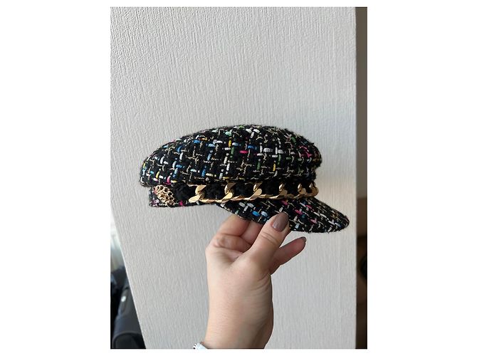 Autre Marque Edward Achour Paris Tweed-Cap mit Goldkette Schwarz Mehrfarben - Ansicht 3