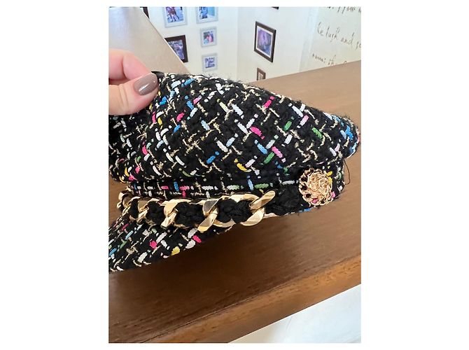 Autre Marque Edward Achour Paris Tweed-Cap mit Goldkette Schwarz Mehrfarben - Ansicht 6