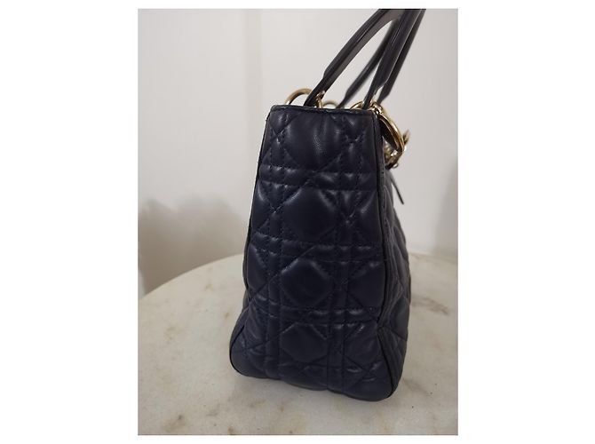 Borsa Christian Dior Lady Dior Medium in pelle blu scuro - vista 6
