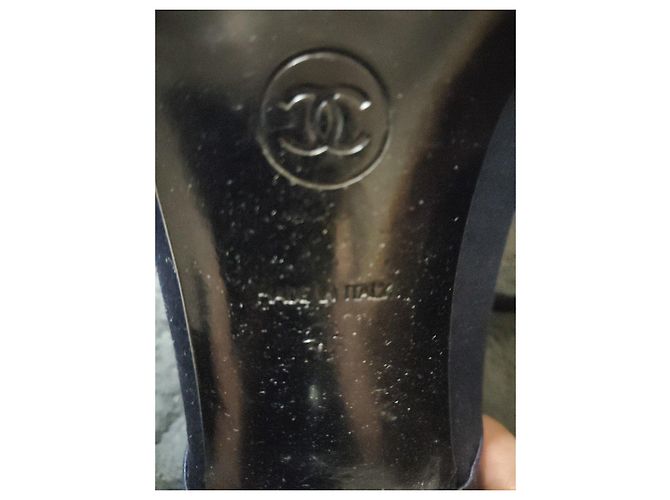 Chanel Décolleté con lacci in raso blu navy e scamosciato nero - vista 8