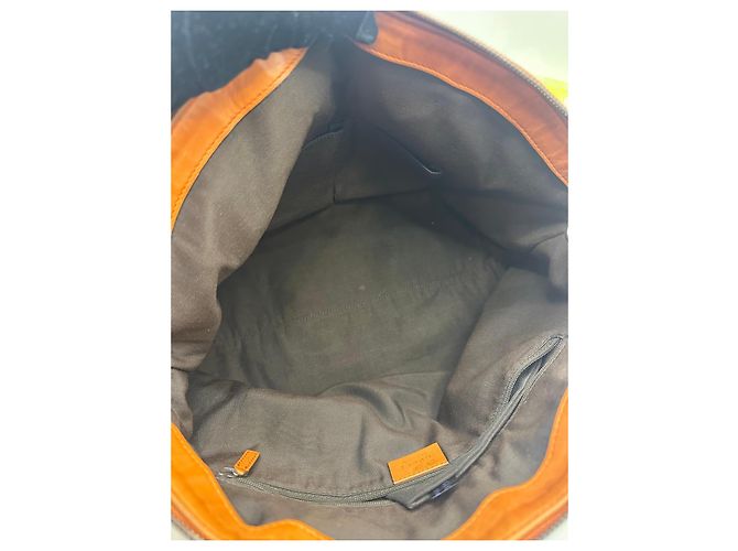 Borsa a mano Gucci GG Charm Dome in pelle di vitello Marrone - vista 14