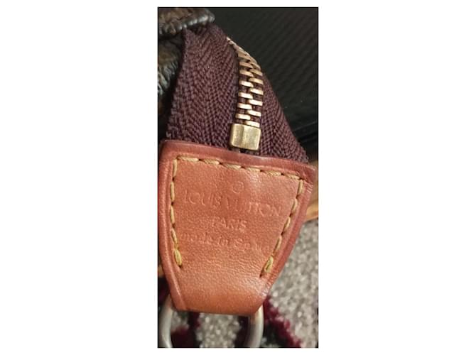 Louis Vuitton Pochette Monogram Canvas Marrone Monogramma - vista 8