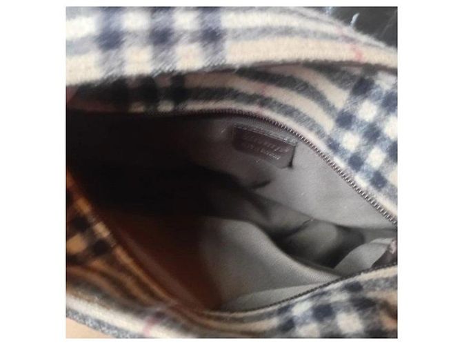 Borsa a tracolla Burberry Haymarket Check in lana Beige Monogramma - vista 5