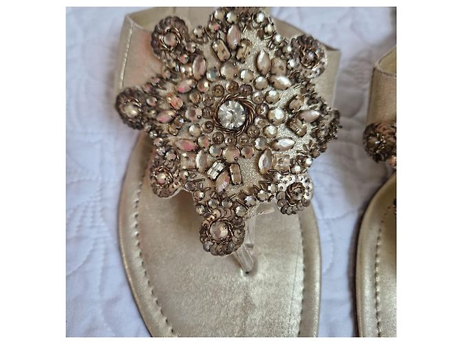 Oscar de la Renta Verzierte Zehentrenner Sandalen Golden - Ansicht 2