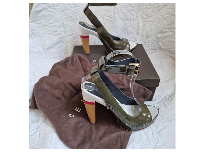 Céline Celine Décolleté platform in pelle verniciata Marrone Bianco Verde - vista 7