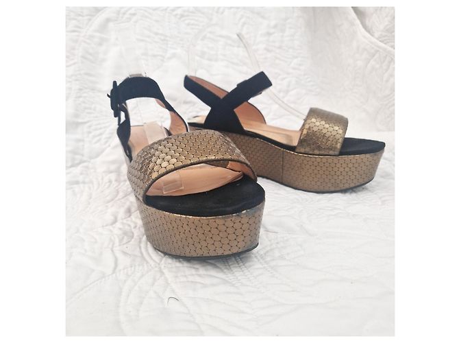 Robert Clergerie Sandali wedge con plateau Nero D'oro - vista 2