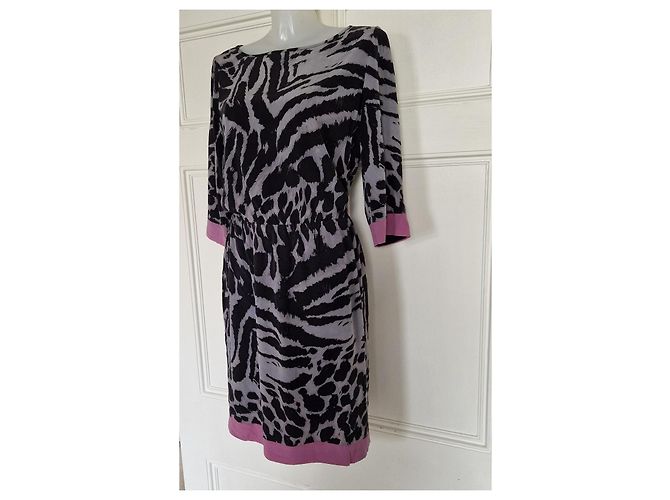 Autre Marque Vestido St. John estampado animal con ribete rosa Negro Gris - vista 2