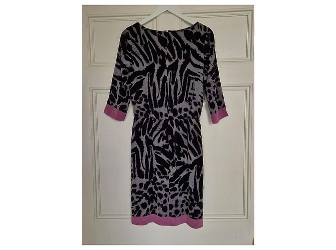 Autre Marque Vestido St. John estampado animal con ribete rosa Negro Gris - vista 5