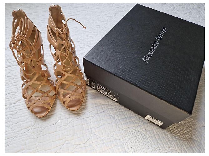 Alexandre Birman Décolleté a gabbia con lacci in pelle beige - vista 6