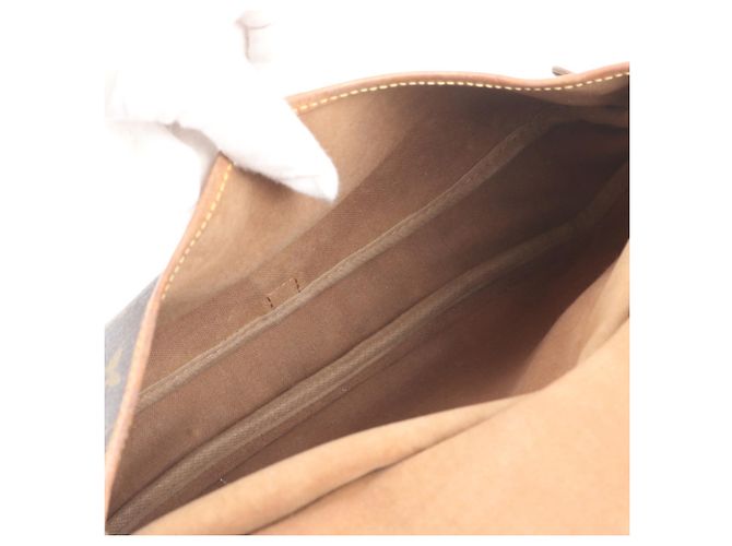 Borsa a tracolla in pelle Louis Vuitton Monogram Saumur 30 M42256 Marrone - vista 8