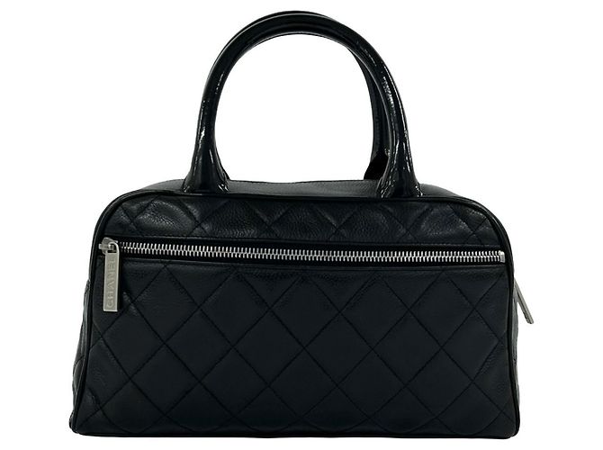 Borsa Mini Boston in pelle vernice con logo Chanel Nero - vista 3