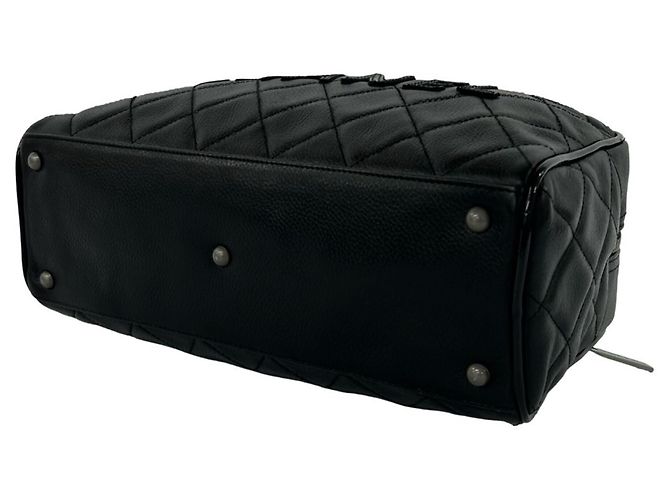 Borsa Mini Boston in pelle vernice con logo Chanel Nero - vista 8