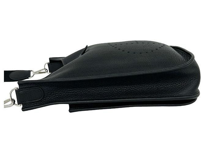 Hermès HERMES Evelyne 3PM Taurillon Clemence Borsa a Tracolla Tote Nero - vista 5