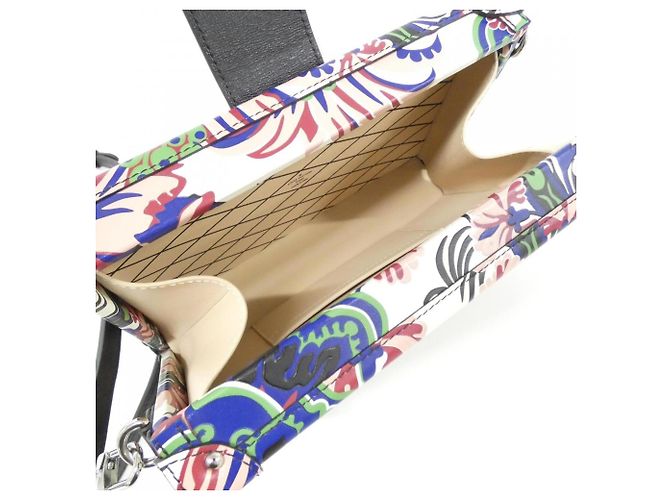 Borsa a tracolla Louis Vuitton Epi Petite Malle Bianco - vista 9