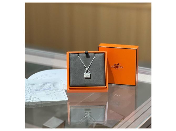 Collar Hermès Amulettes Constance Diamantes en Oro Blanco - vista 2