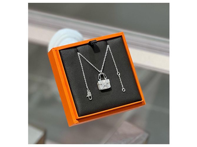 Collar Hermès Amulettes Constance Diamantes en Oro Blanco - vista 4