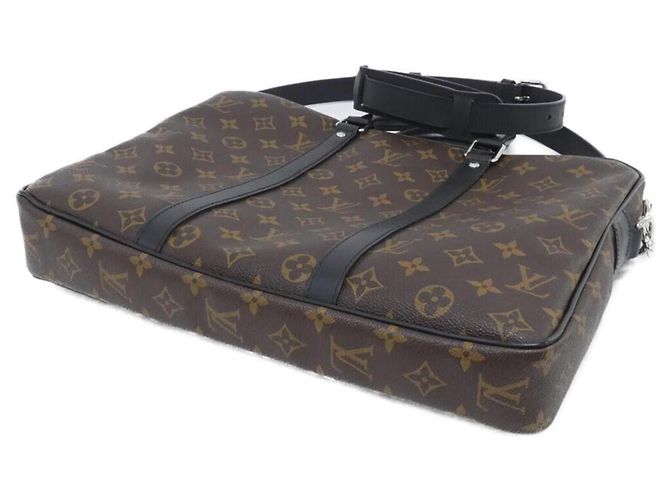 Louis Vuitton Monogram Macassar Porte Documents Voyage PM Handbag Marrone - vista 2