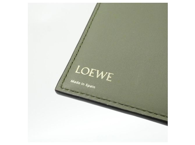 Portafoglio tri-fold Loewe in vitello verde - vista 6