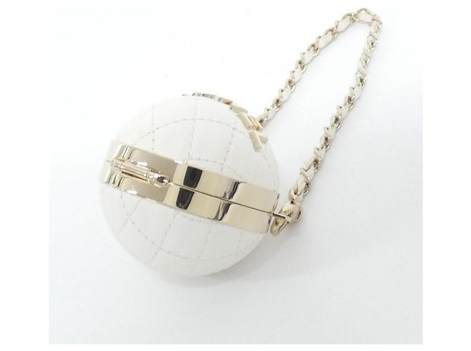 Charm per borsa Chanel AP4945 in pelle d'agnello Bianco - vista 3