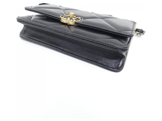 Portafoglio a catena Chanel 19 Line AP3267 Nero - vista 3