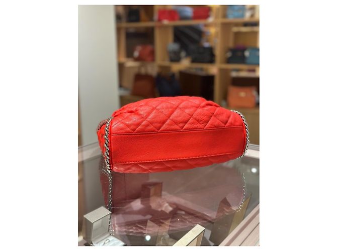 Chanel Borsa a tracolla in pelle matelassé rossa Rosso - vista 5