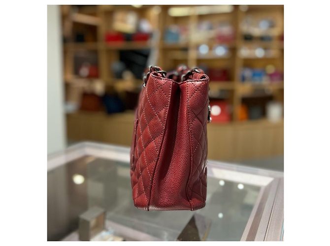 Borsa Chanel GST Grand Shopping Tote Rossa Pelle Caviar - vista 3