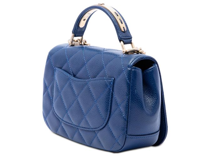 Chanel Blue Mini Quilted Caviar Carry Around Flap - vista 2