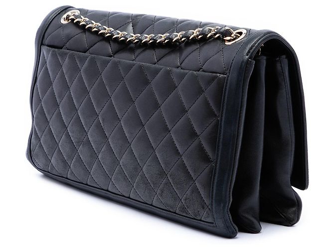 Chanel Black Jumbo Quilted Lambskin 3 Compartment Flap Preto - vista 2