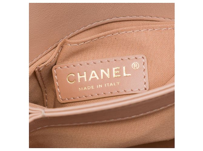 Chanel Brown Mini Quilted Calfskin Pearl Boy Chain Flap Marrone Carne - vista 5