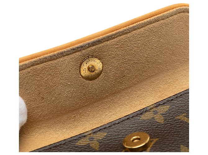 Louis Vuitton Brown Monogram Pochette Florentine Marrone - vista 6