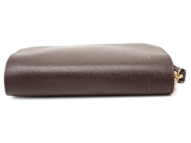 Louis Vuitton Red Taiga Baikal Rouge Bordeaux - vue 3